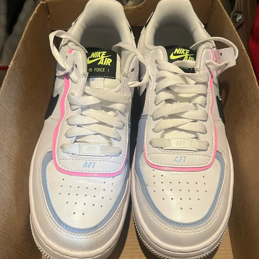 Women’s AF1 Shadow - Picture 1 of 7
